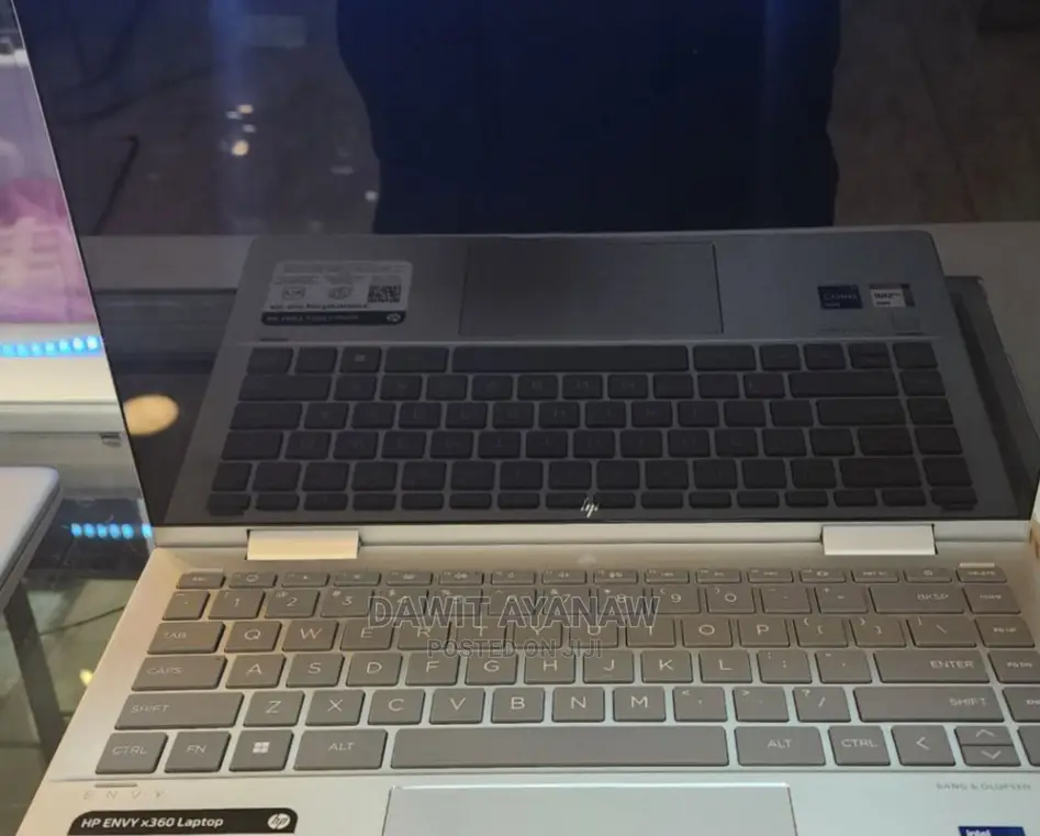 New Laptop HP Envy 13 16GB Intel Core I7 SSD 512GB