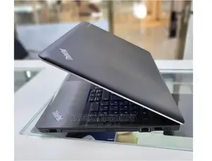 Laptop Lenovo ThinkPad Yoga 4GB Intel Core I3 HDD 500GB