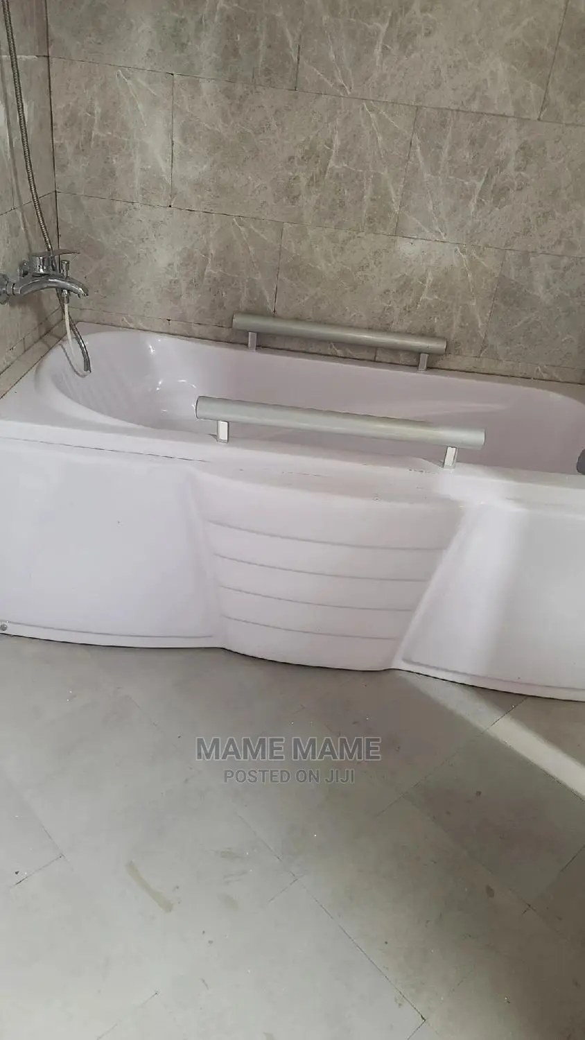 4bdrm House in Addis Abeba, Bole for rent