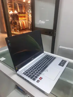 New Laptop Acer Aspire 5 8GB AMD Ryzen 5 SSD 512GB