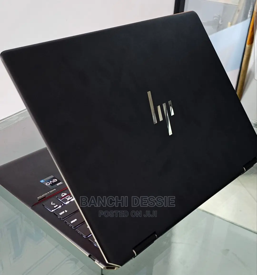 New Laptop HP Spectre 16GB Intel Core I7 SSD 1T