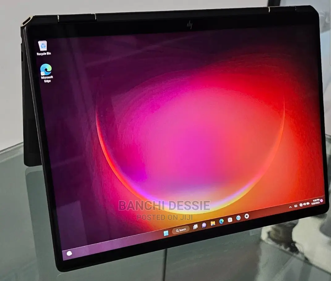 New Laptop HP Spectre 16GB Intel Core I7 SSD 1T