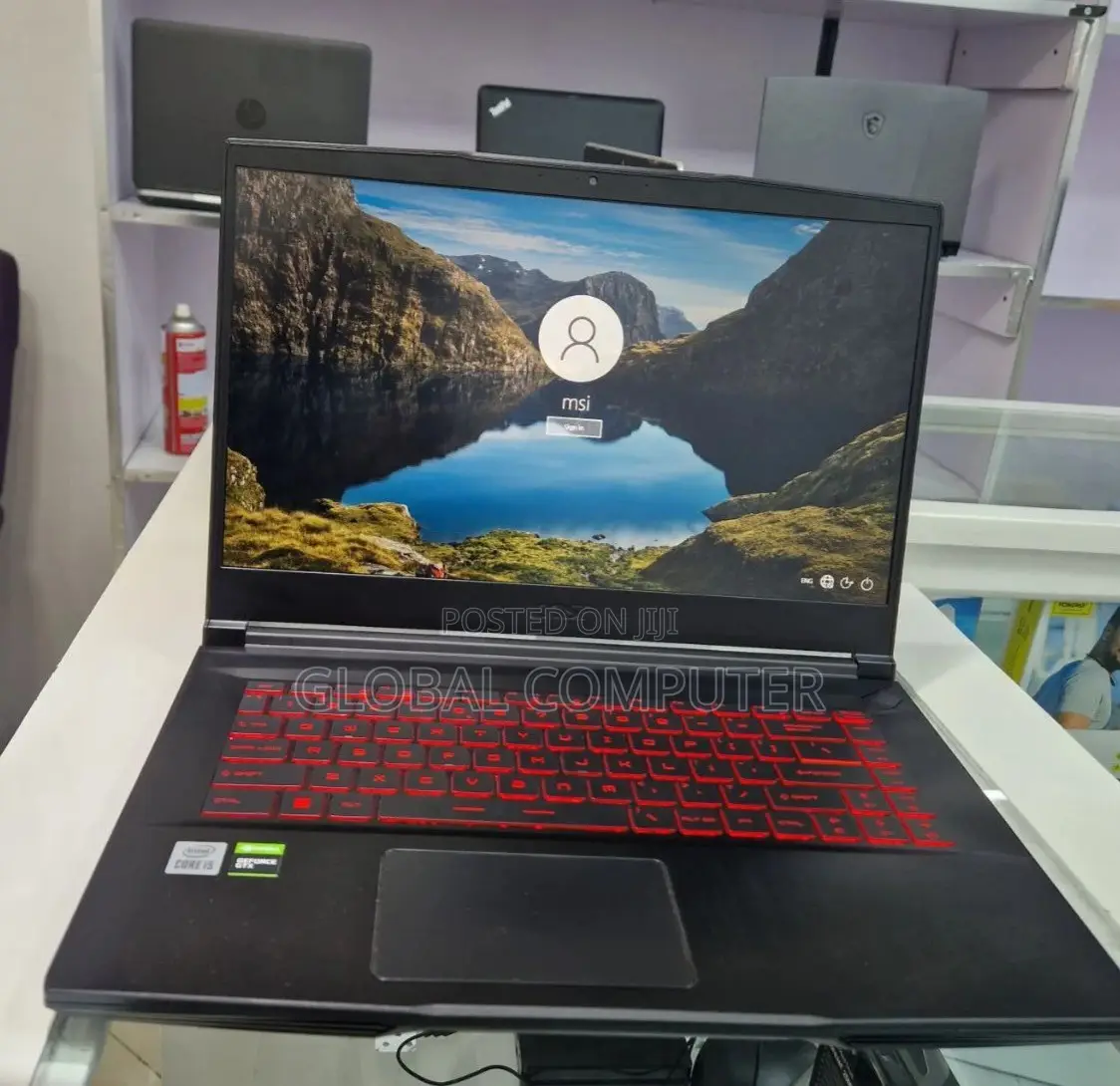 New Laptop MSI GF63 8GB Intel Core I7 SSD 512GB