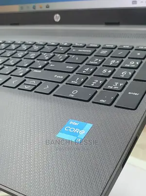 New Laptop HP Stream Notebook 8GB Intel Core I3 HDD 1T