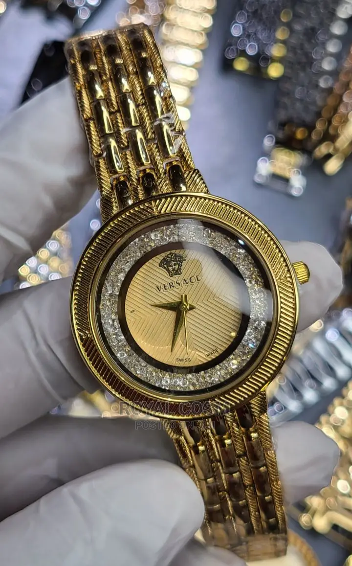 Versace የሴቶች ሰዓት