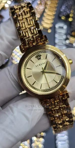 Versace የሴቶች ሰዓት