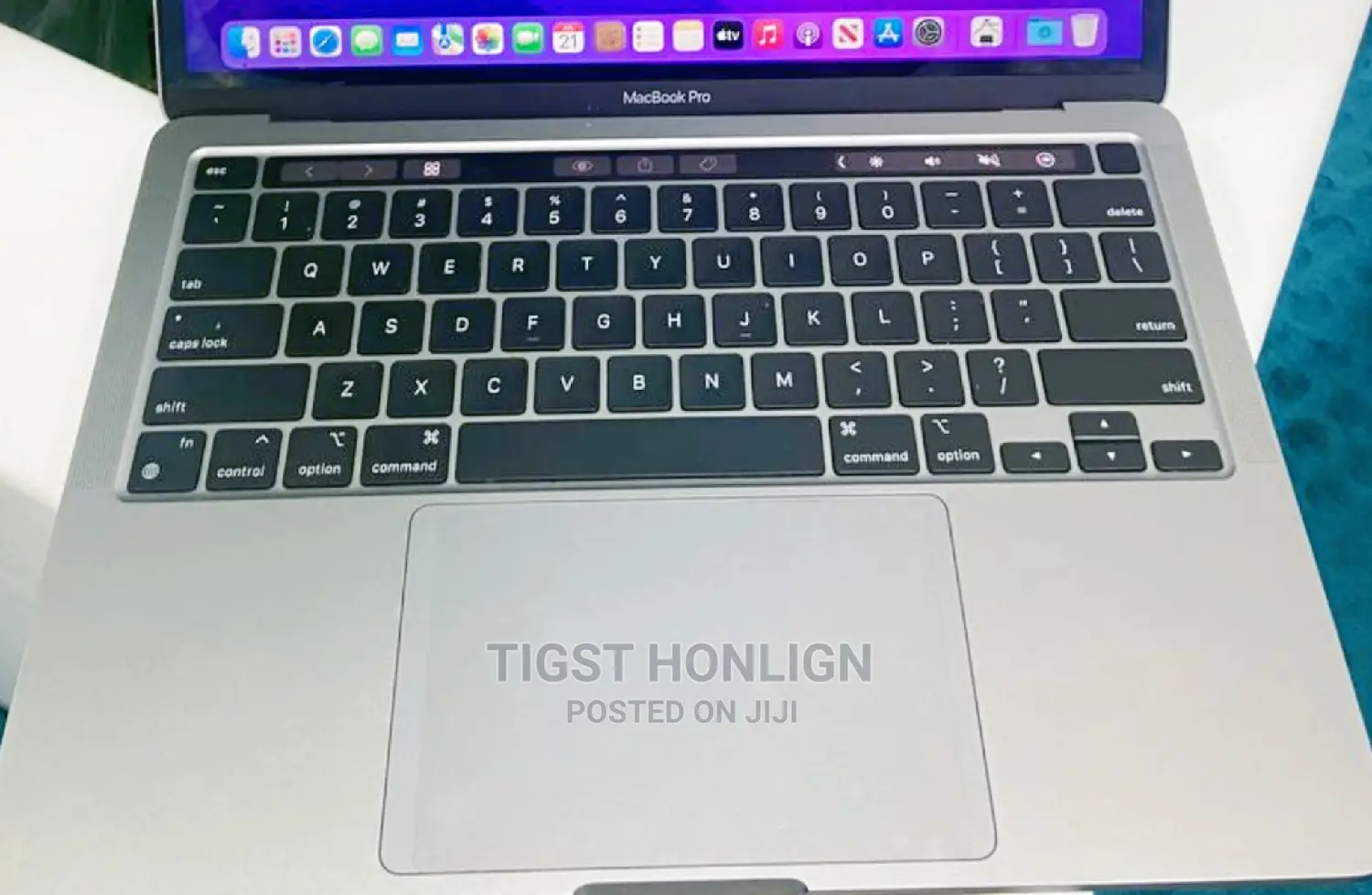 New Laptop Apple MacBook Pro M1 8GB Apple M1 Pro SSD 512GB