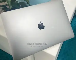 New Laptop Apple MacBook Pro M1 8GB Apple M1 Pro SSD 512GB