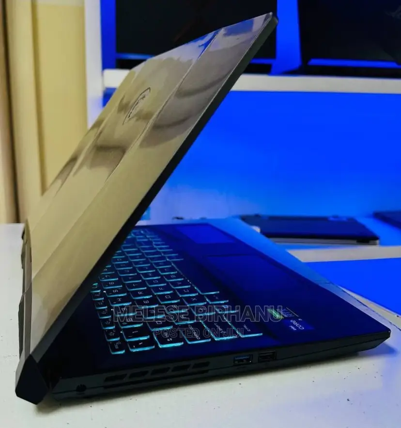 New Laptop MSI Pulse GL66 8GB Intel Core i5 SSD 512GB