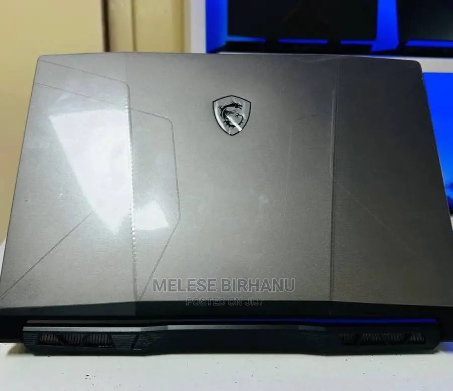 New Laptop MSI Pulse GL66 8GB Intel Core i5 SSD 512GB