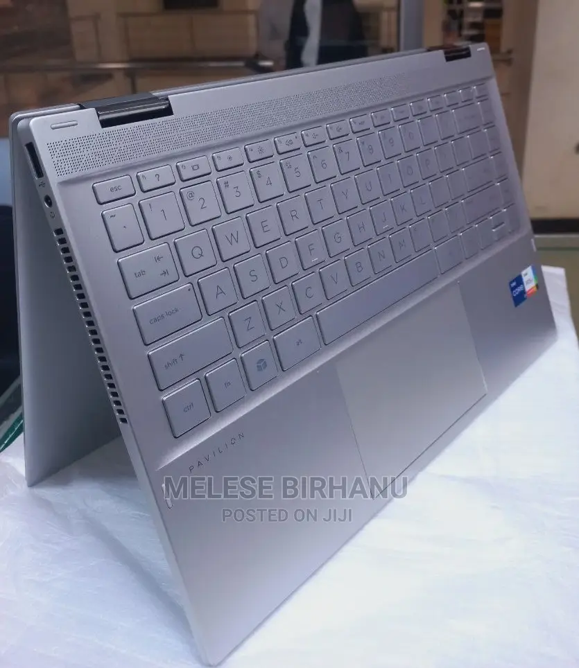 New Laptop HP Pavilion 13 16GB Intel Core i7 SSD 512GB
