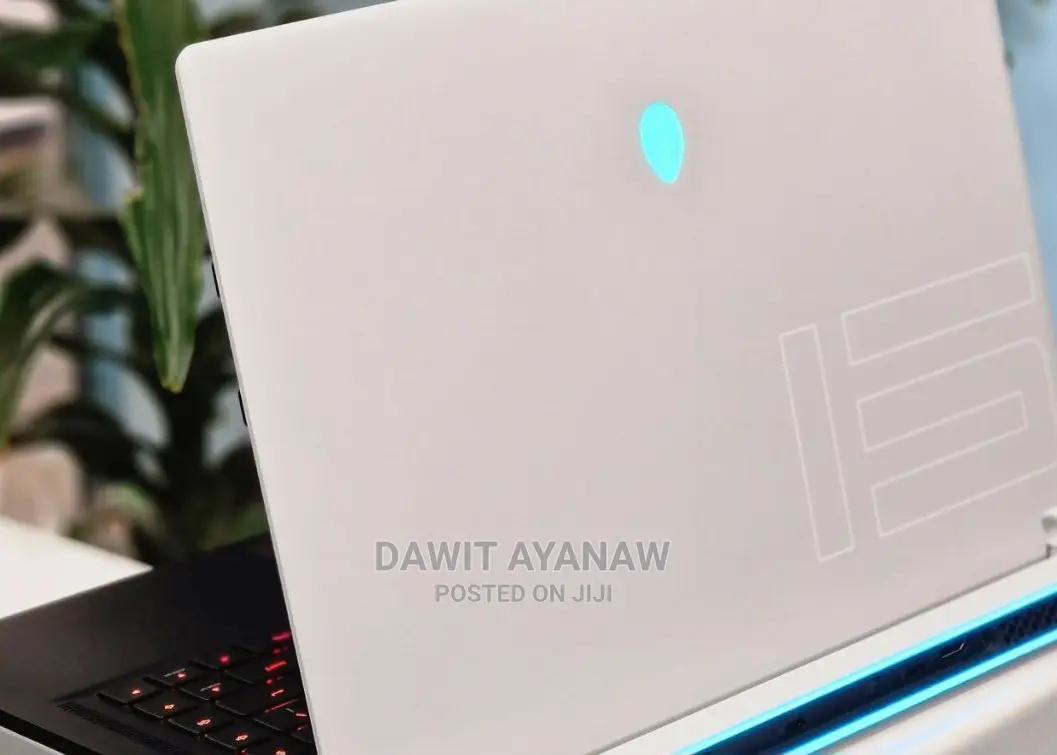 New Laptop Dell Alienware X15 R1 32GB Intel Core I7 SSD 1T