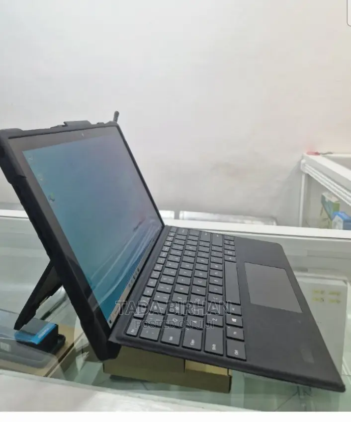 New Laptop Lenovo ThinkPad Yoga 8GB Intel Core I5 SSD 512GB