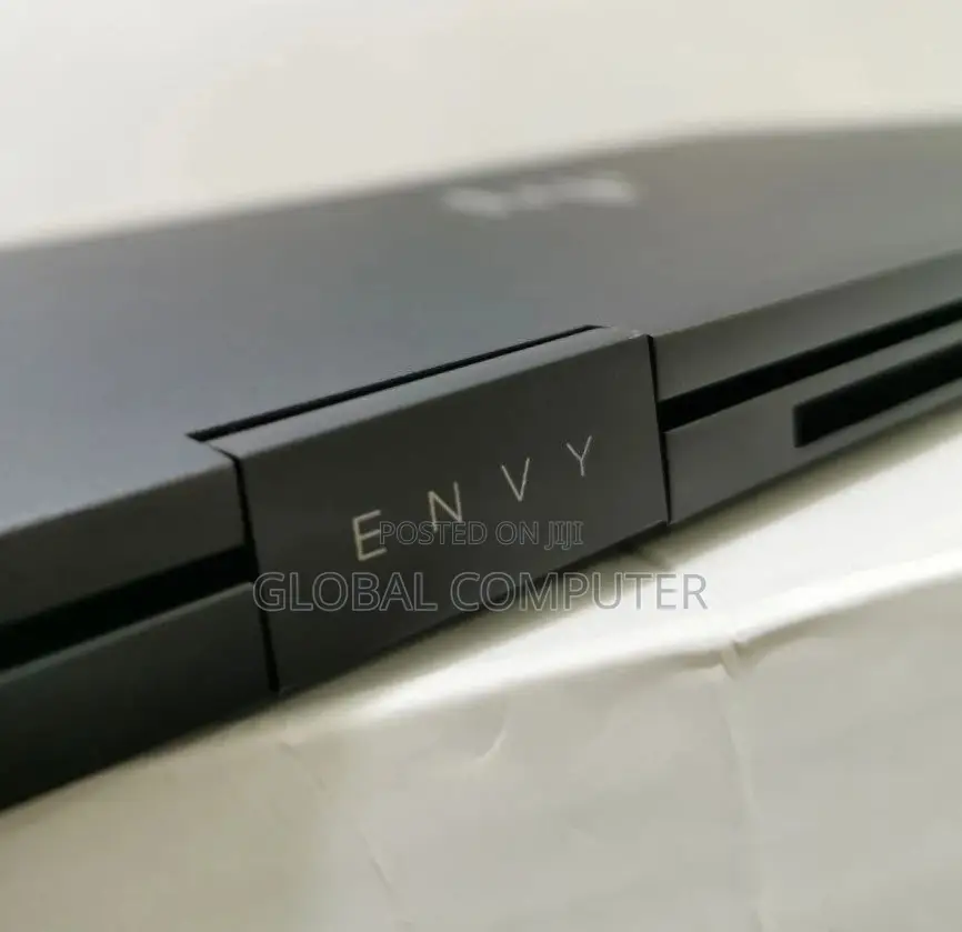New Laptop HP Envy X2 16GB AMD Ryzen 7 SSD 512GB