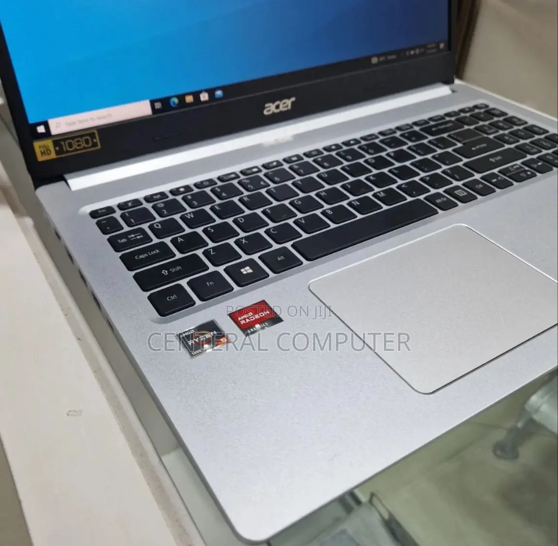 New Laptop Acer Aspire S7-392 8GB Intel Core I5 SSD 512GB