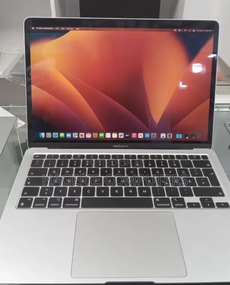New Laptop Apple MacBook Air 2020 M1 8GB SSD 256GB