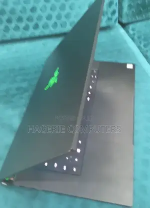 New Laptop Razer Blade Advanced 16GB Intel Core I7 SSD 512GB
