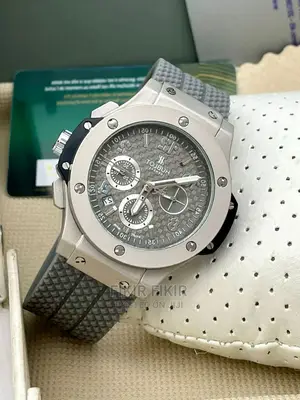 Photo - Hublot Men's Watch