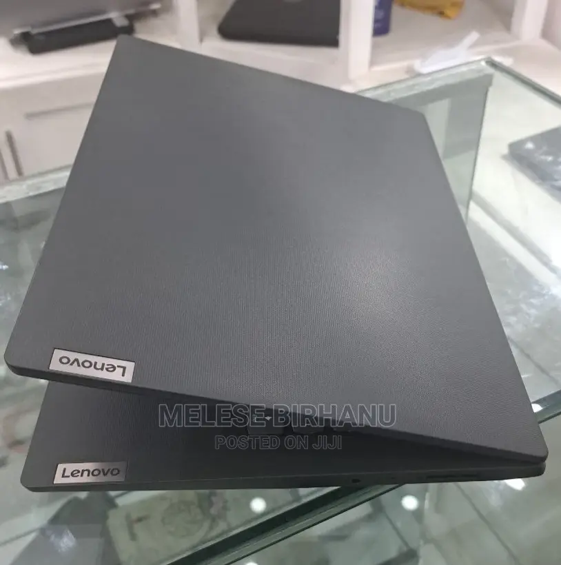 New Laptop Lenovo Ideapad 3 8GB AMD Ryzen 5 SSD 256GB