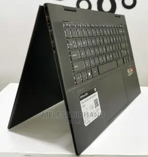 New Laptop HP Envy X360 8GB AMD Ryzen 7 SSD 512GB