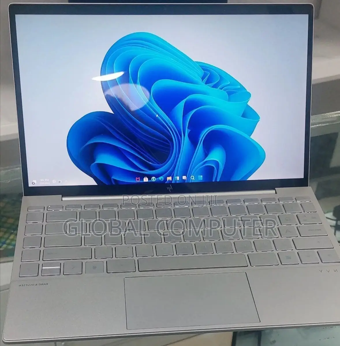 New Laptop HP Envy X360 16GB Intel Core I7 SSD 1T