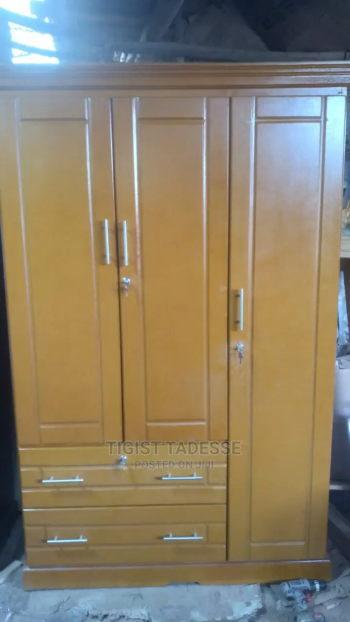 Cupboard(ቁም ሳጥን) 120cm
