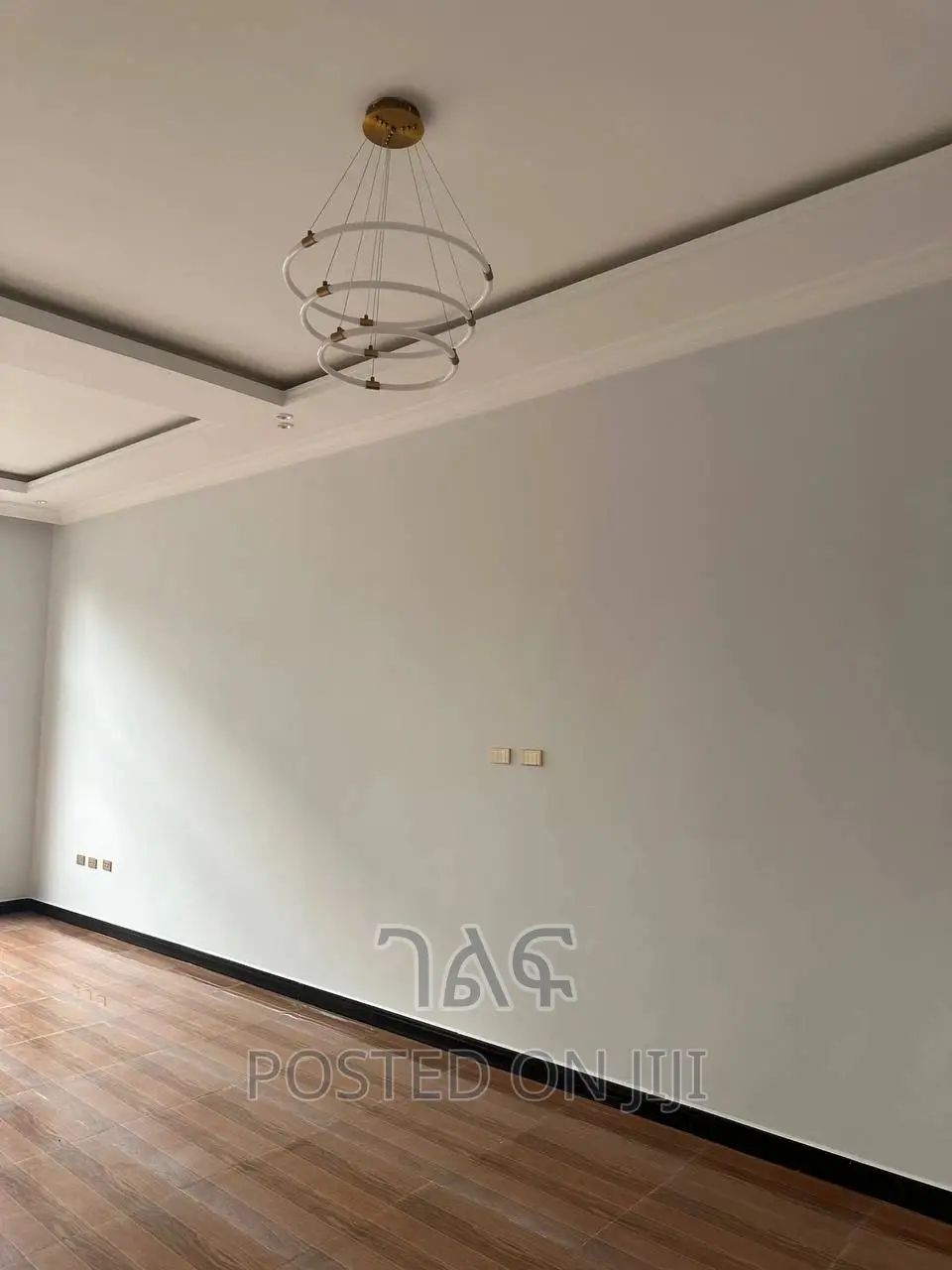 3bdrm Villa in Broker, Bole for sale