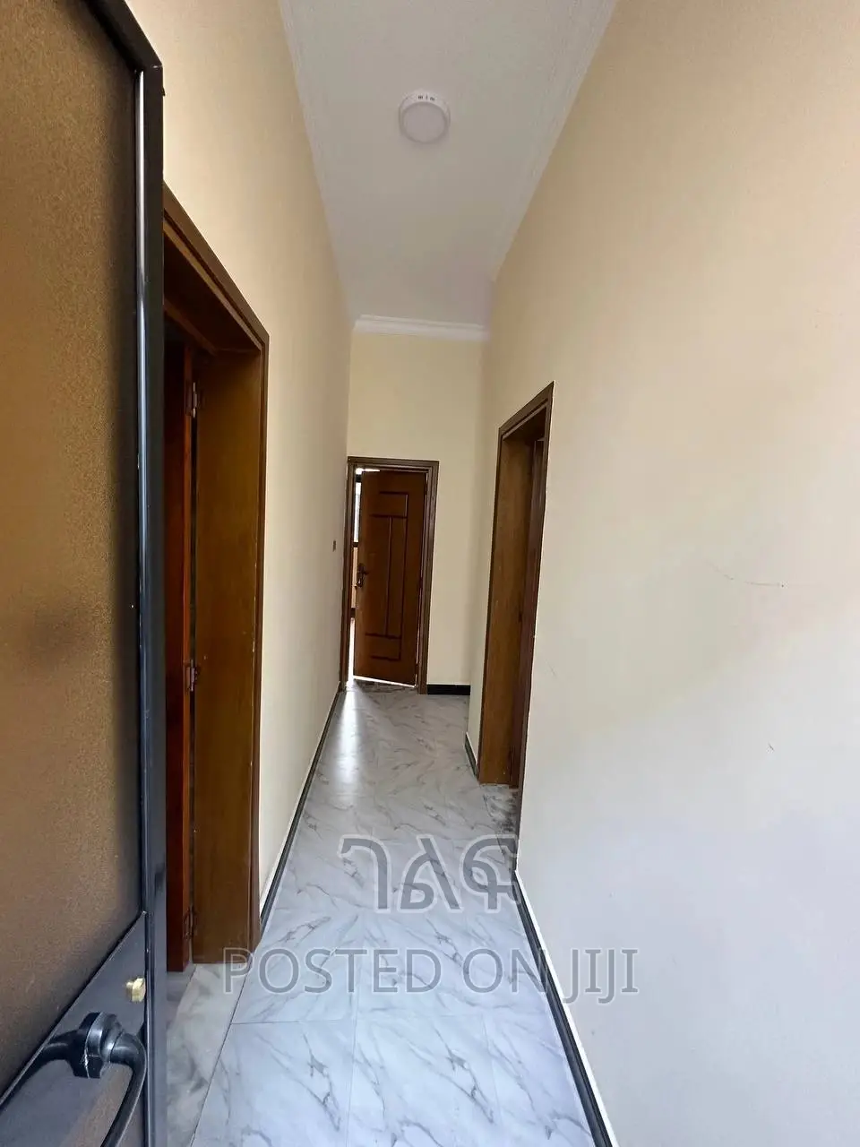 3bdrm Villa in Broker, Bole for sale