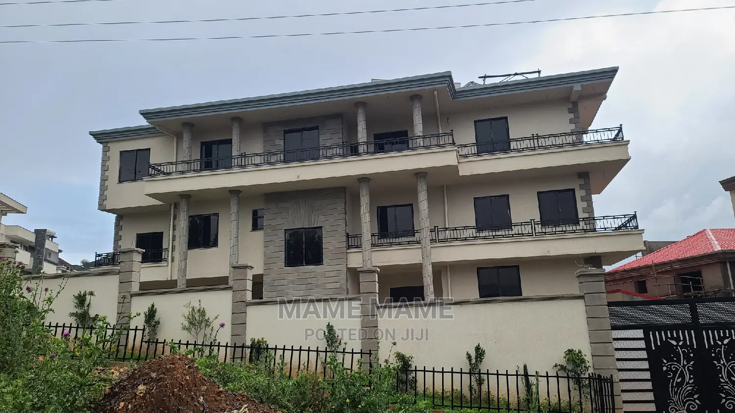 9bdrm House in Addis Abeba, Bole for sale