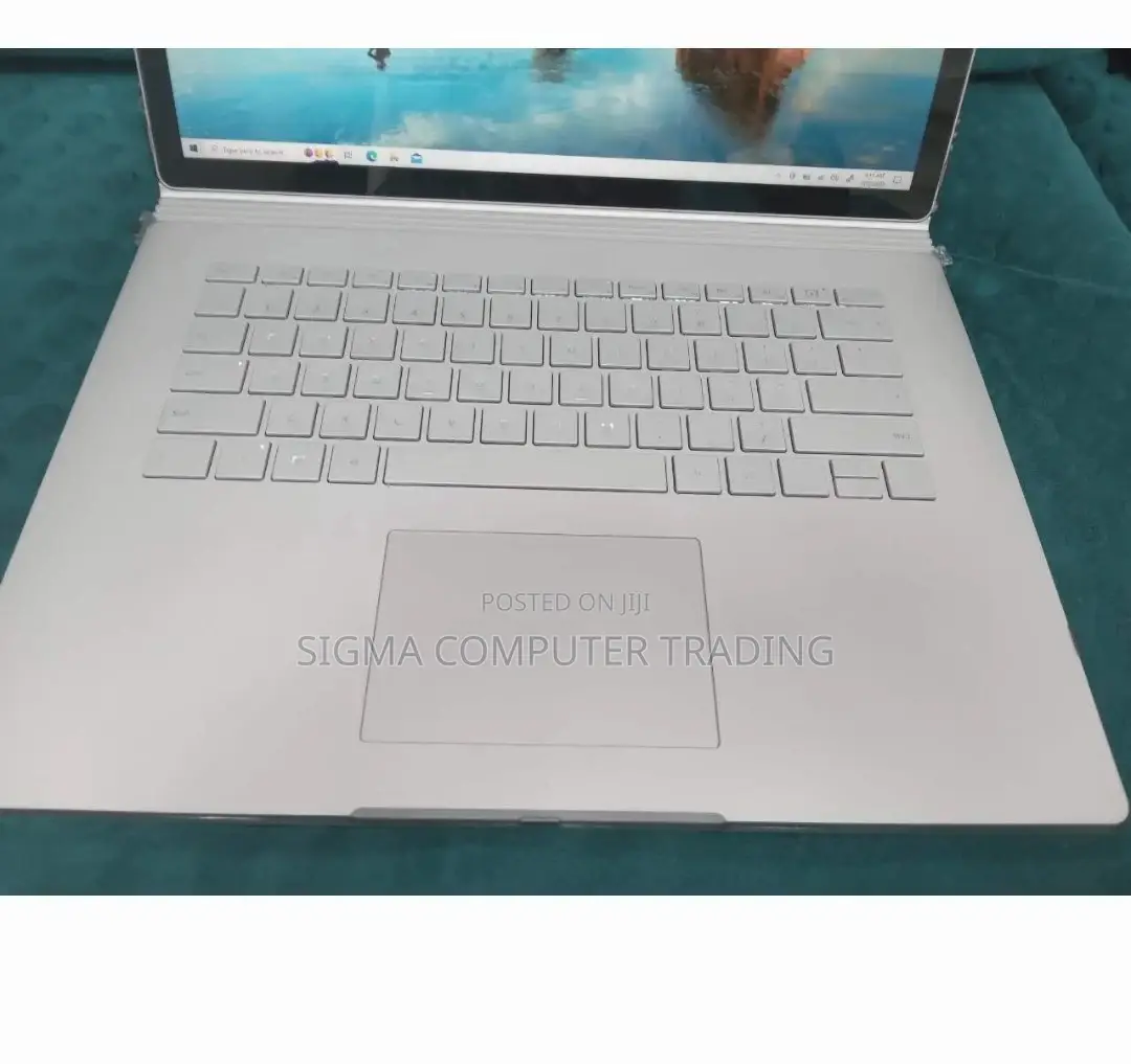 New Laptop Microsoft Surface Book 3 16GB Intel Core I7 SSD 256GB