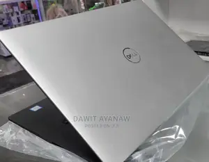 Photo - New Laptop Dell XPS 15 16GB Intel Core I5 SSD 512GB