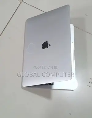 New Laptop Apple MacBook Air 2020 M1 8GB Apple M1 SSD 256GB