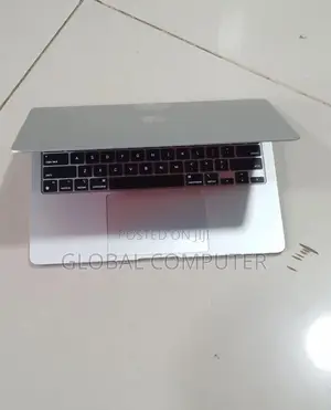 New Laptop Apple MacBook Air 2020 M1 8GB Apple M1 SSD 256GB