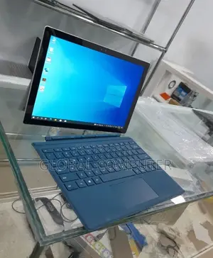 New Laptop Microsoft Surface 8GB Intel Core I5 SSD 256GB