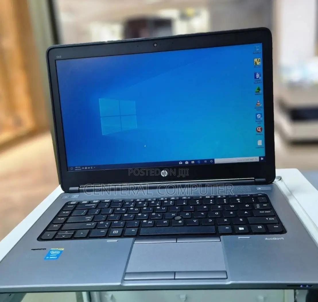 New Laptop HP 215 G1 4GB Intel Core I5 SSD 500GB