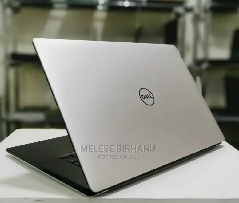 New Laptop Dell Precision 5520 16GB Intel Core i7 SSD 512GB