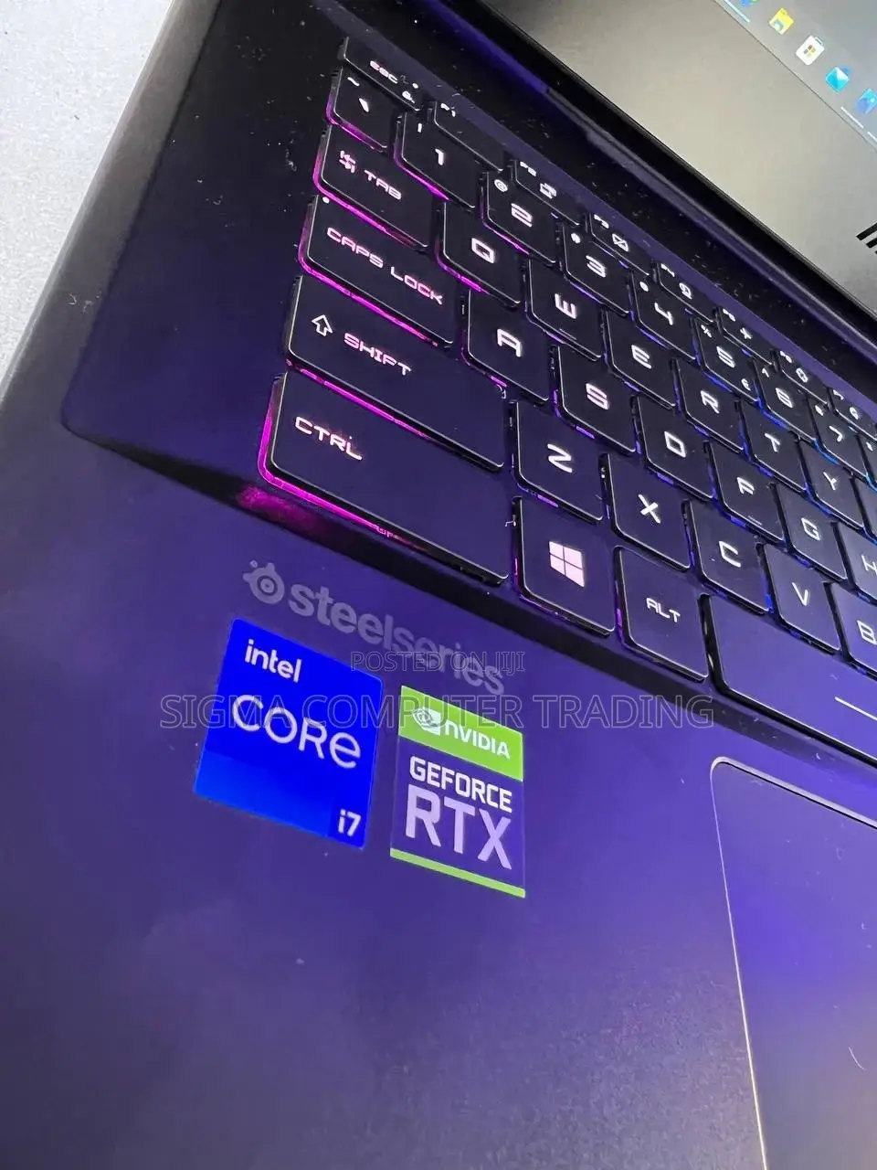 New Laptop MSI GP75 Leopard 16GB Intel Core I7 SSD 1T