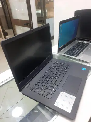 New Laptop Dell Vostro DVCI304 8GB Intel Core I3 SSD 256GB
