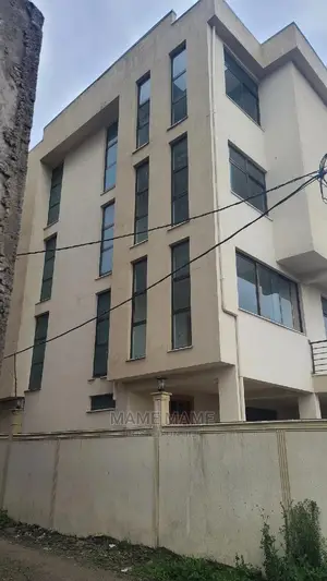 7bdrm House in Addis Abeba, Bole for sale