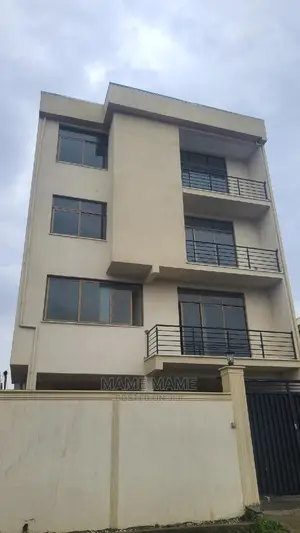 7bdrm House in Addis Abeba, Bole for sale