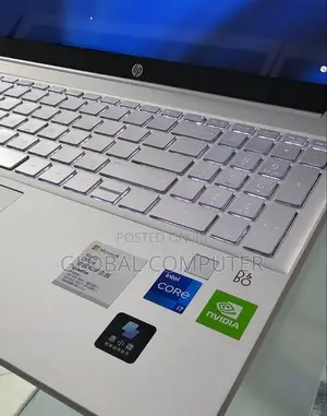 New Laptop HP Pavilion 10 16GB Intel Core I7 SSD 512GB