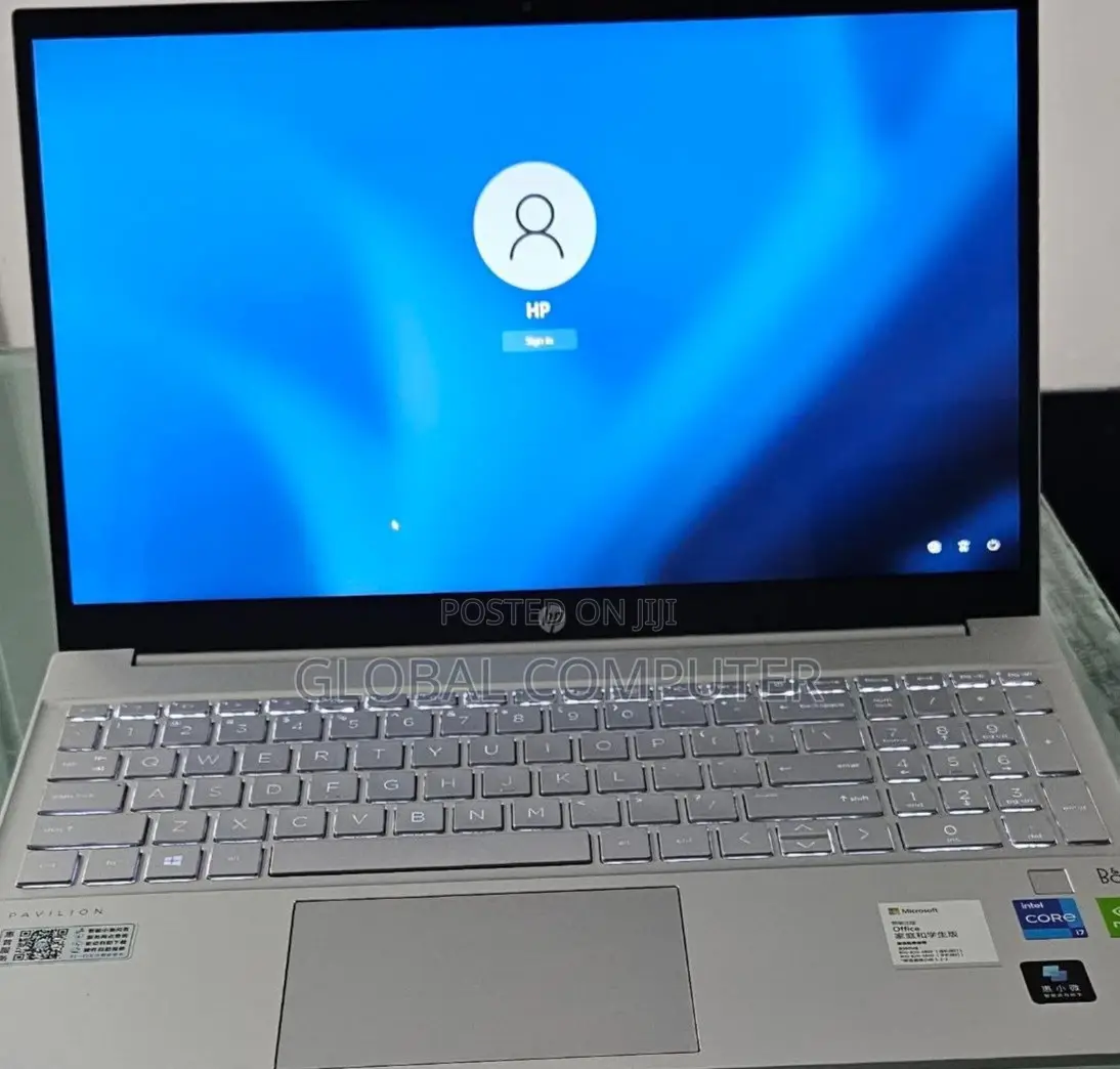 New Laptop HP Pavilion 10 16GB Intel Core I7 SSD 512GB
