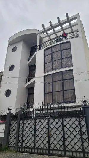 6bdrm House in Addis Abeba, Bole for sale