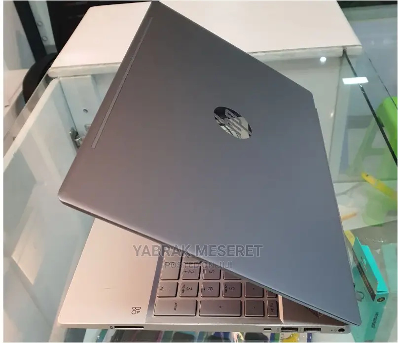 New Laptop HP Pavilion 15 8GB Intel Core I7 HDD 1T