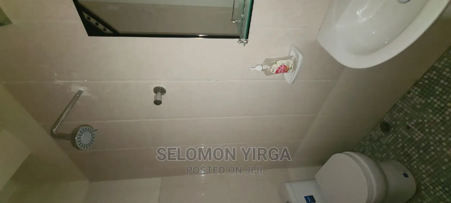 3bdrm Apartment in አድስ አበባ, Yeka for rent