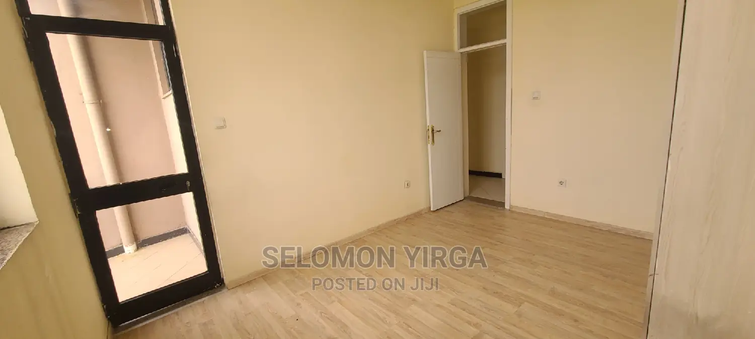 3bdrm Apartment in አድስ አበባ, Yeka for rent