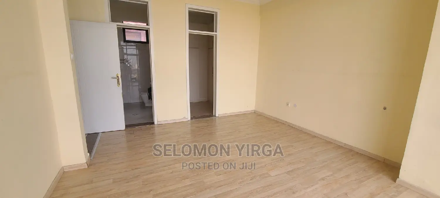 3bdrm Apartment in አድስ አበባ, Yeka for rent