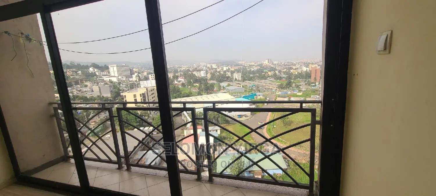 3bdrm Apartment in አድስ አበባ, Yeka for rent