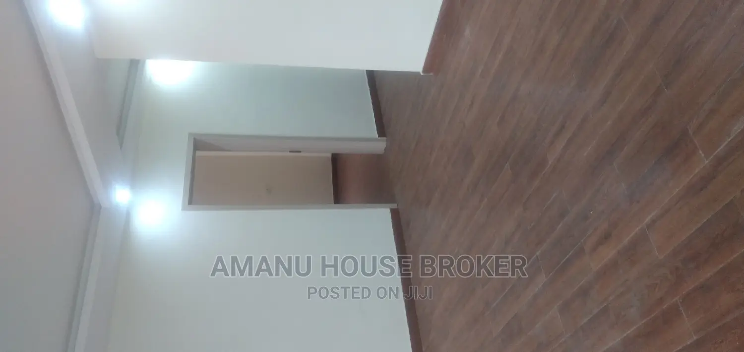 Urgent for Rent 125sqm,120sqm Office