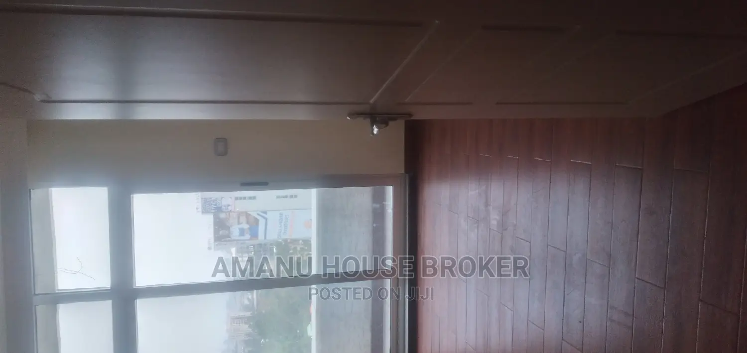 Urgent for Rent 125sqm,120sqm Office